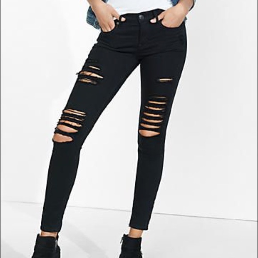 Express - Distressed Mid Rise Jegging. SOLD
